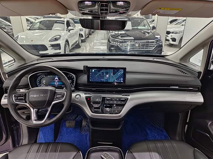 Фото 9 - Roewe iMax 8