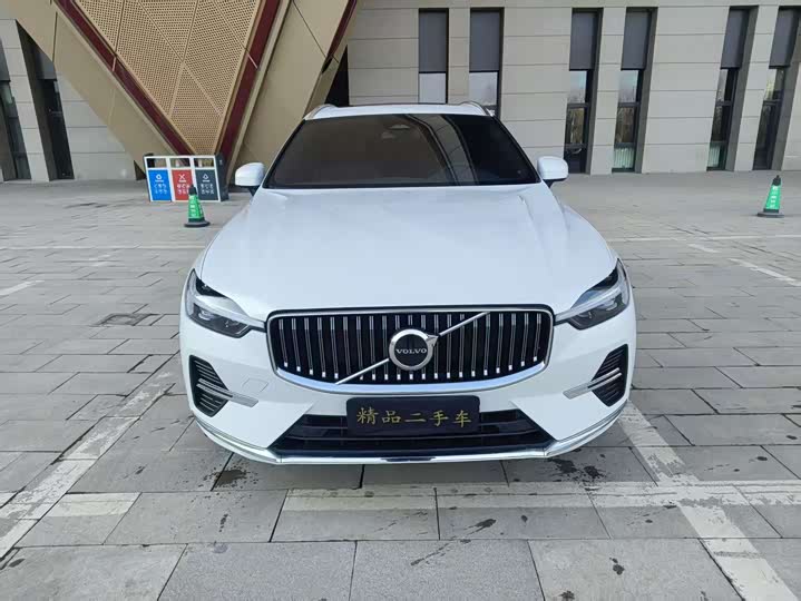 Фото 3 - Volvo XC60