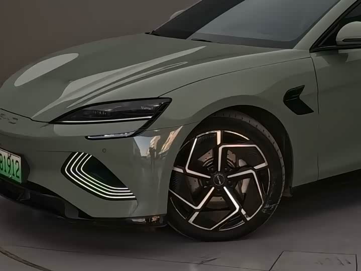 Фото 2 - BYD Seal