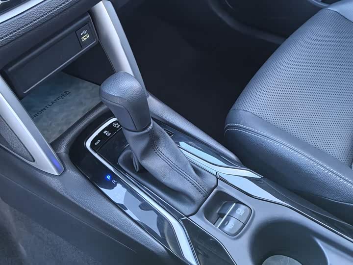 Фото 7 - Toyota Frontlander