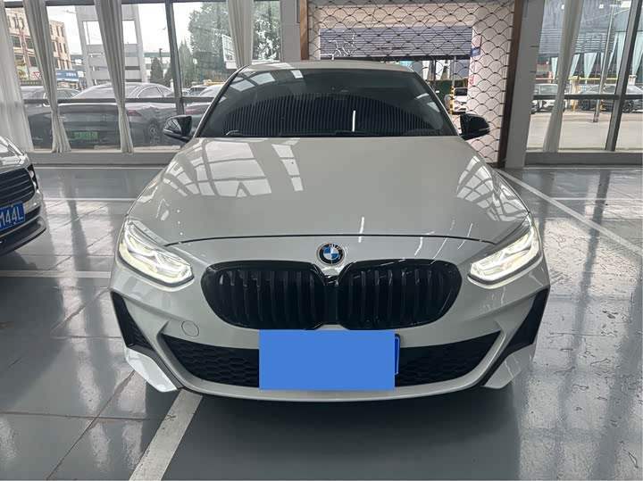 Фото 2 - BMW 1 Series