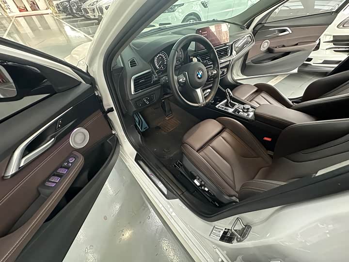 Фото 8 - BMW 1 Series