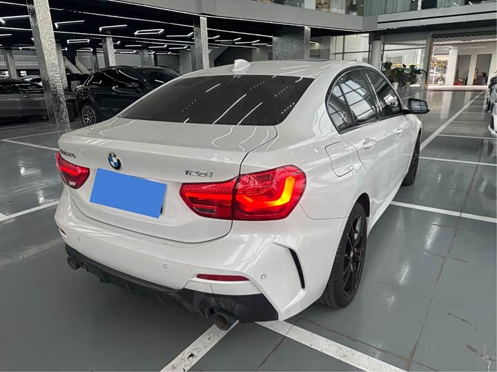 Фото 9 - BMW 1 Series