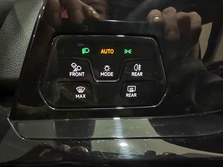 Фото 9 - Volkswagen Golf