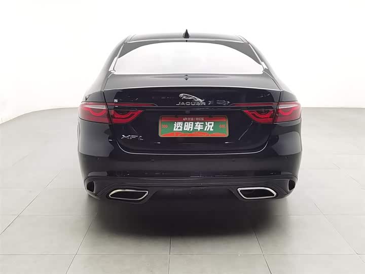 Фото 4 - Jaguar XF L