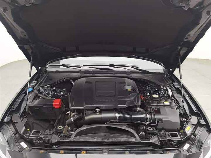 Фото 6 - Jaguar XF L