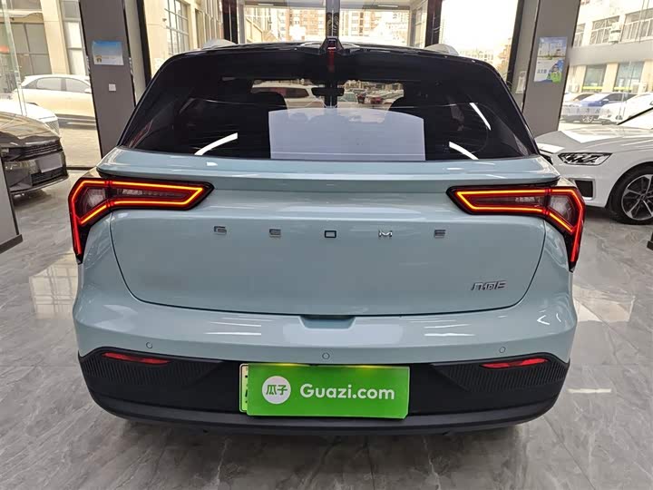 Фото 6 - Geely Geometry E Firefly