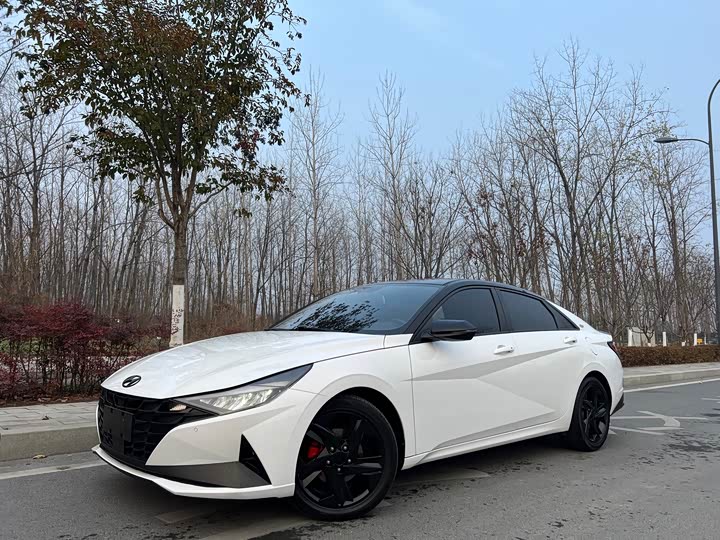 Фото 1 - Hyundai Elantra N line