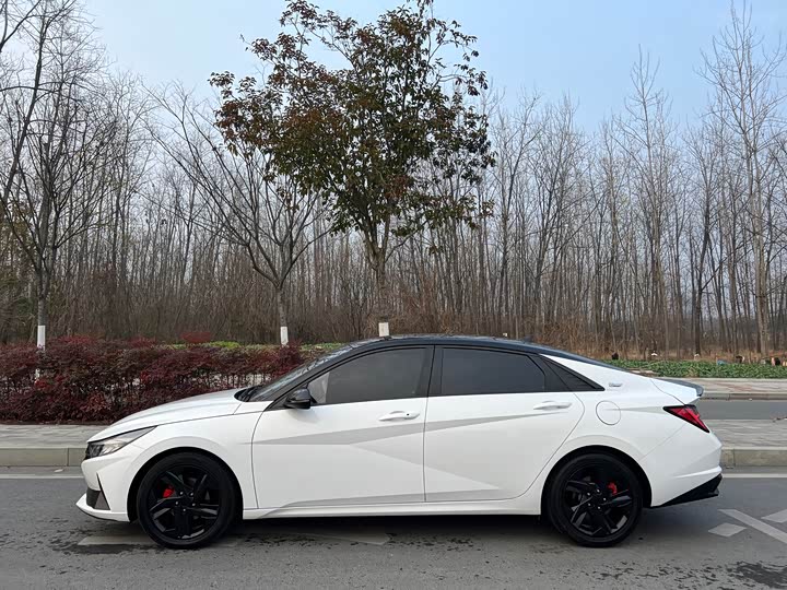 Фото 4 - Hyundai Elantra N line