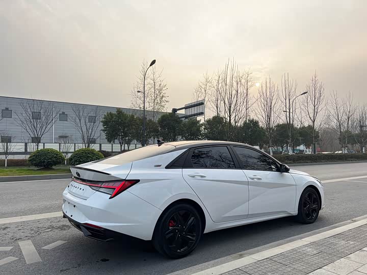 Фото 8 - Hyundai Elantra N line