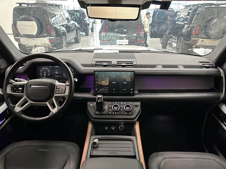 Фото 7 - Land Rover Defender