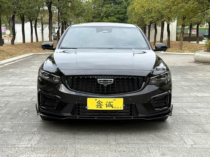 Фото 3 - Geely Preface