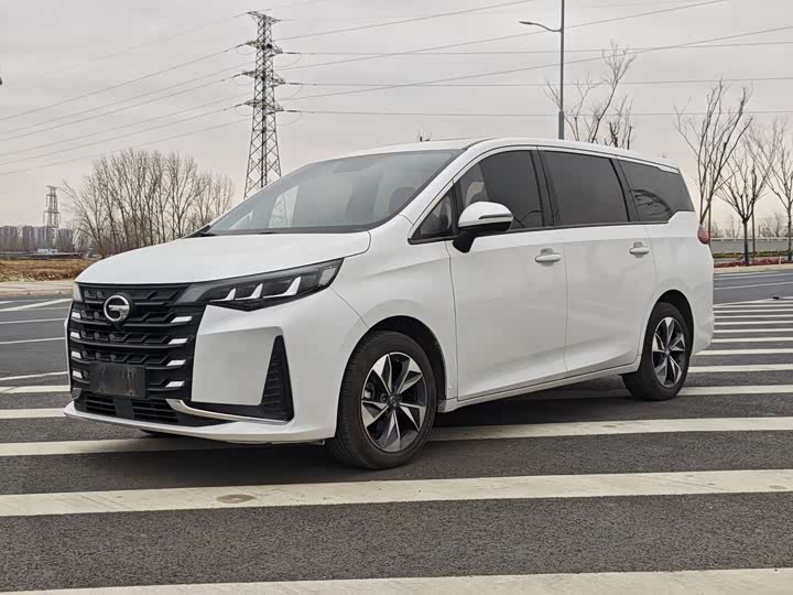 Фото 1 - GAC Trumpchi M6