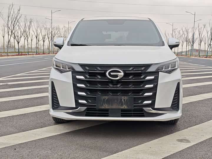 Фото 2 - GAC Trumpchi M6