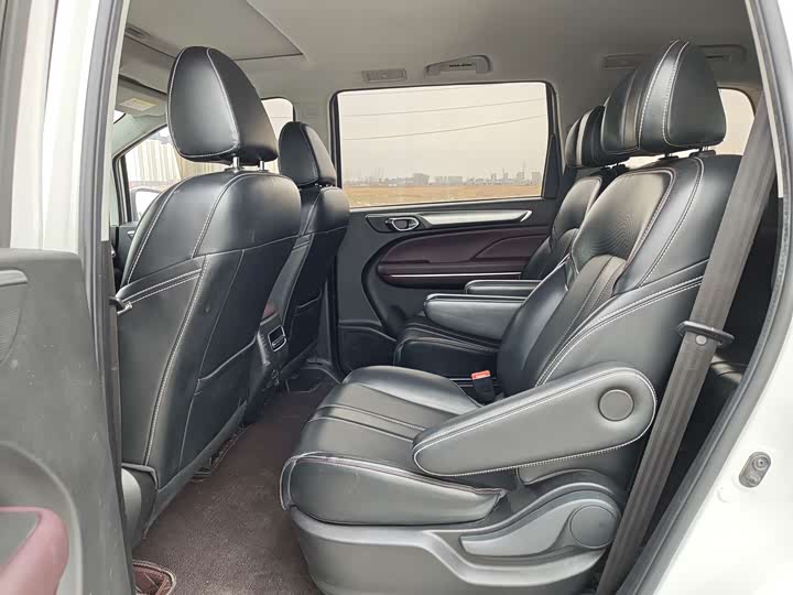 Фото 7 - GAC Trumpchi M6