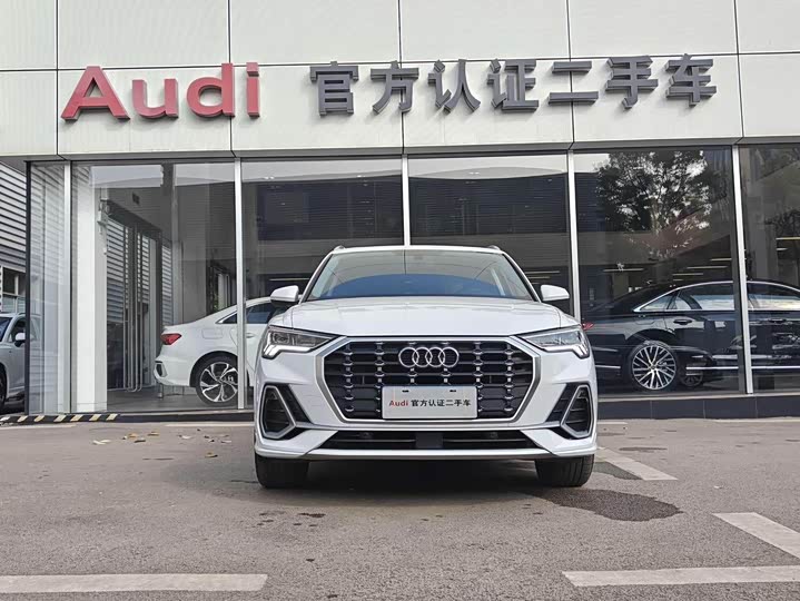 Фото 2 - Audi Q3
