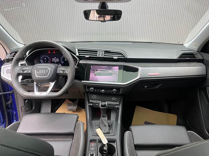 Фото 7 - Audi Q3 Sportback