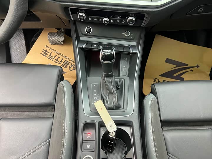 Фото 9 - Audi Q3 Sportback