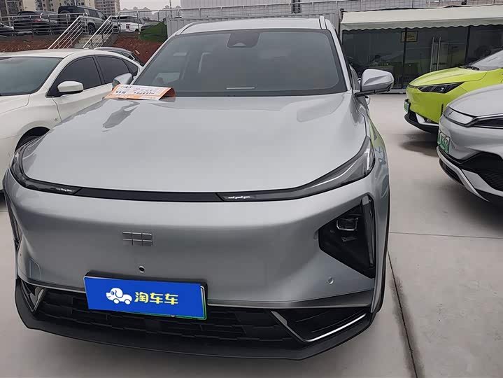 Фото 2 - Geely Galaxy L7