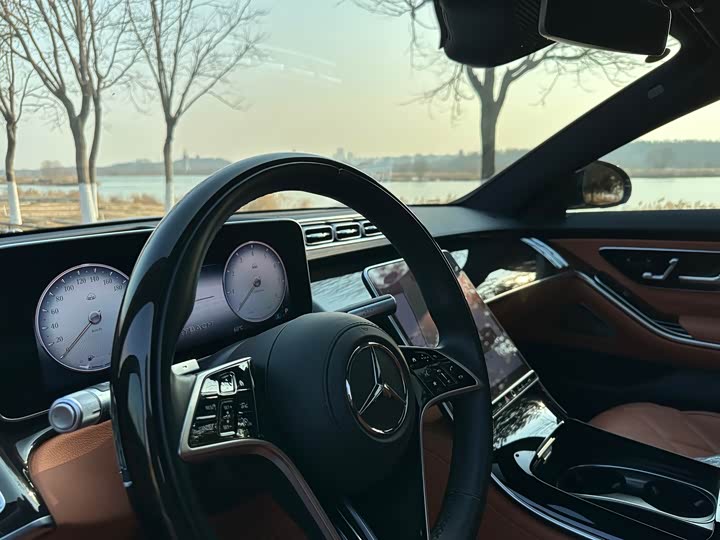 Фото 7 - Mercedes-Benz Maybach S-Class