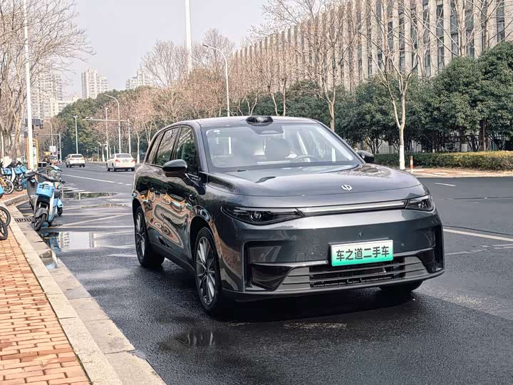 Фото 3 - Leapmotor C10