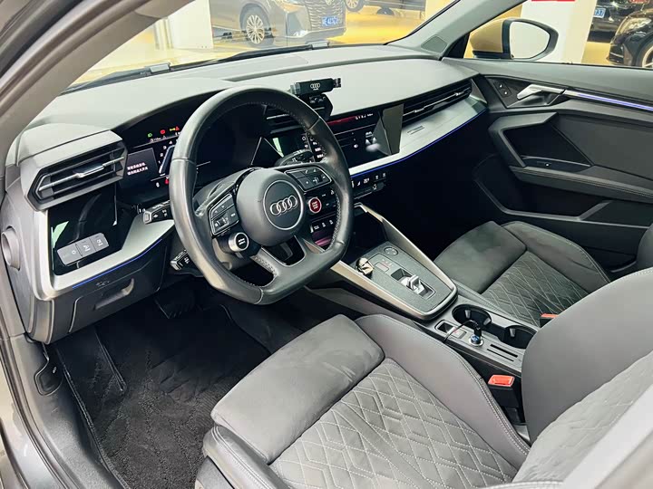 Фото 9 - Audi A3