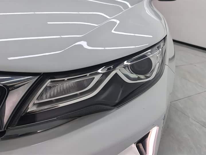 Фото 5 - Geely Emgrand GL