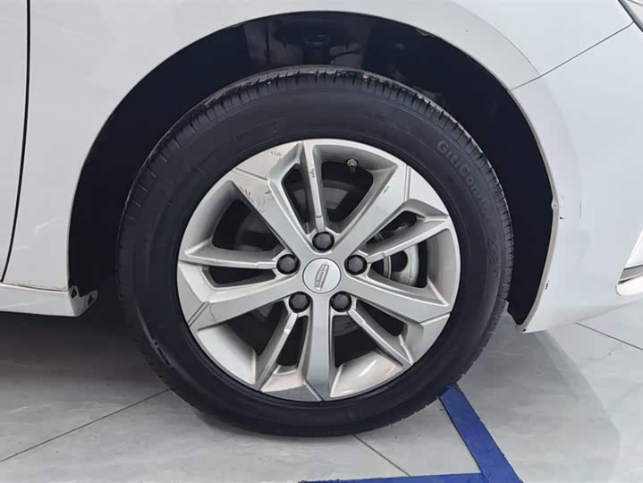 Фото 6 - Geely Emgrand GL