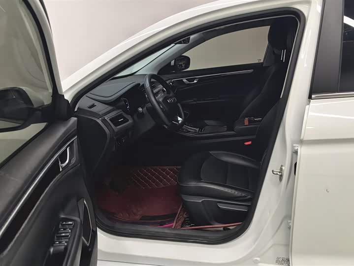 Фото 9 - Geely Emgrand GL