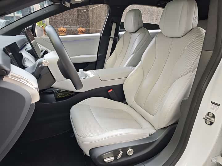 Фото 9 - XPeng F57