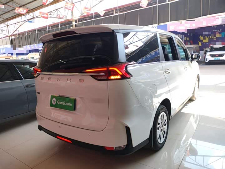 Фото 7 - Maxus G50