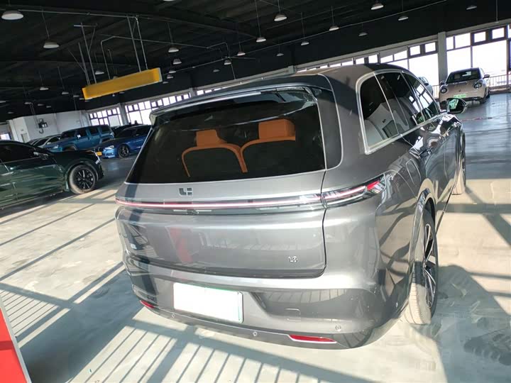 Фото 6 - LiXiang L8