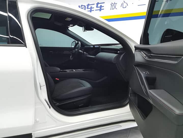 Фото 8 - Ford Mondeo