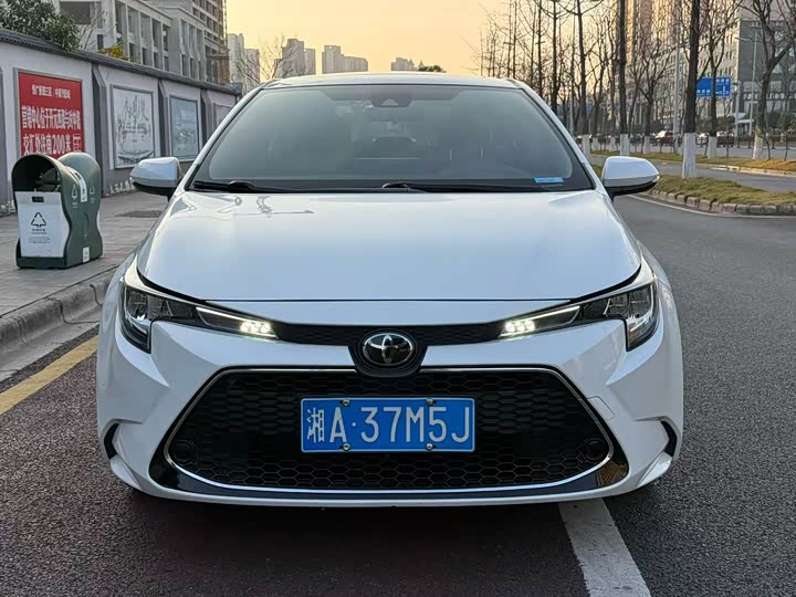 Фото 2 - Toyota Levin