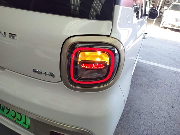 Фото 7 - Bestune Pony