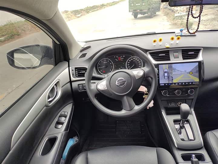 Фото 3 - Nissan Sylphy