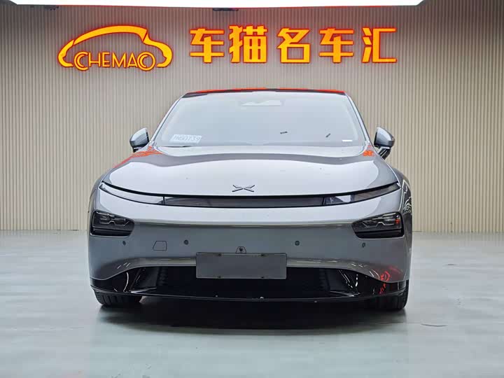 Фото 2 - XPeng P7