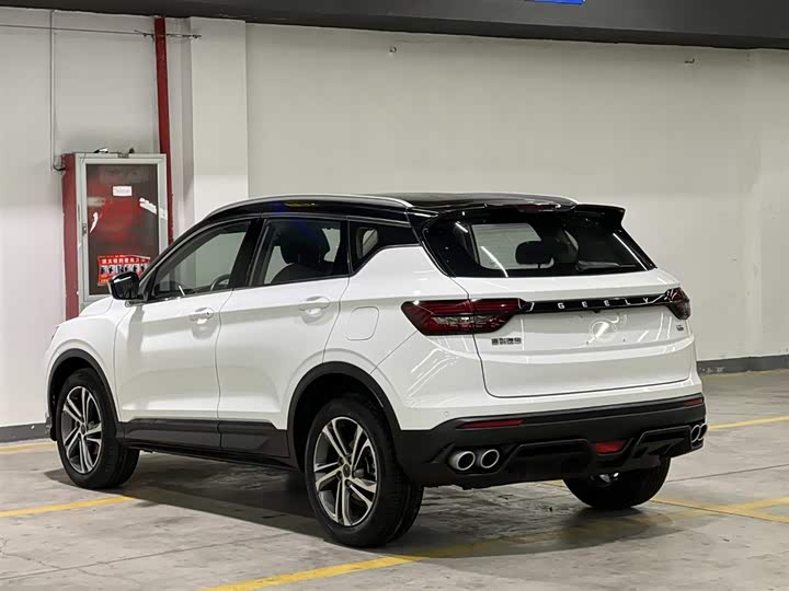 Фото 4 - Geely Coolray