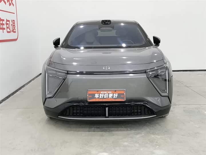 Фото 3 - HiPhi Y