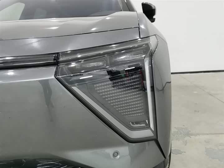 Фото 7 - HiPhi Y