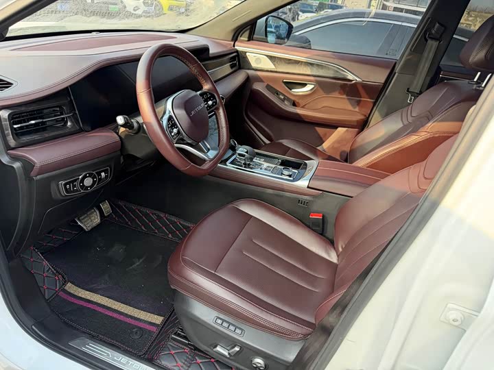 Фото 7 - Jetour X90