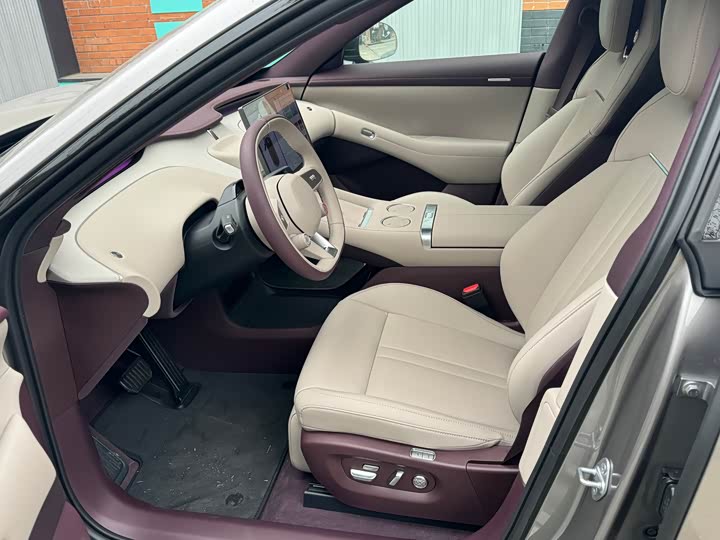 Фото 4 - Xiaomi YU7