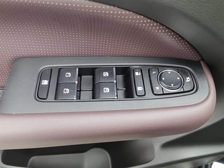 Фото 9 - GAC Trumpchi M6