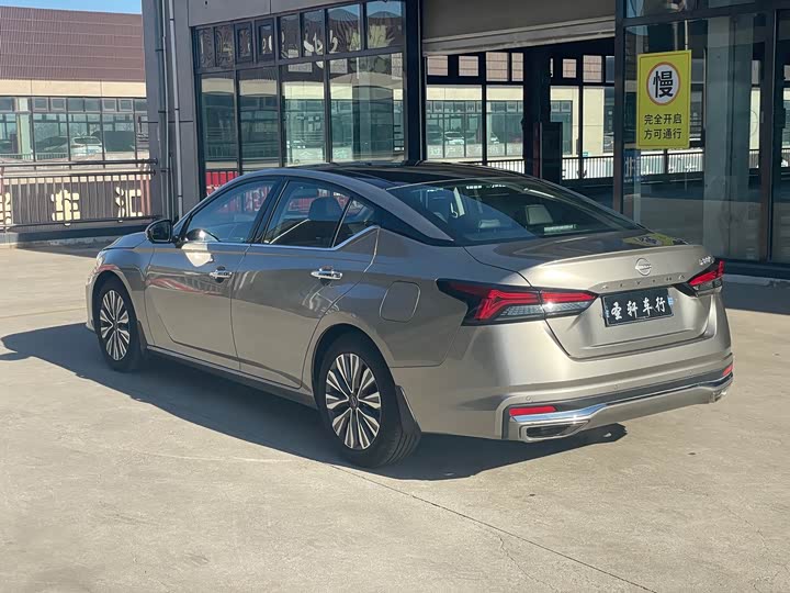 Фото 6 - Nissan Teana