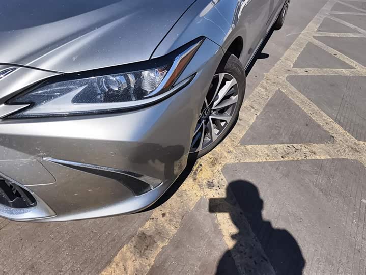 Фото 5 - Lexus ES