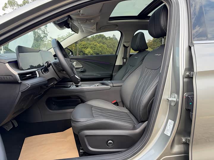 Фото 9 - Chery Arrizo 8