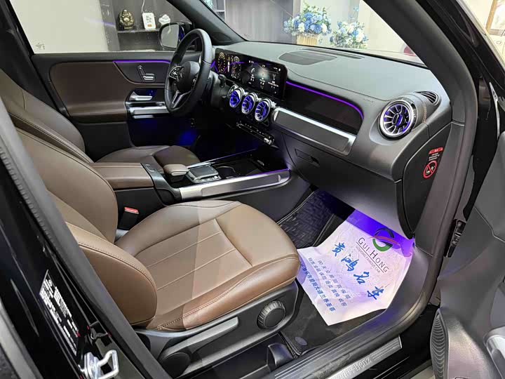 Фото 6 - Mercedes-Benz GLB-Class