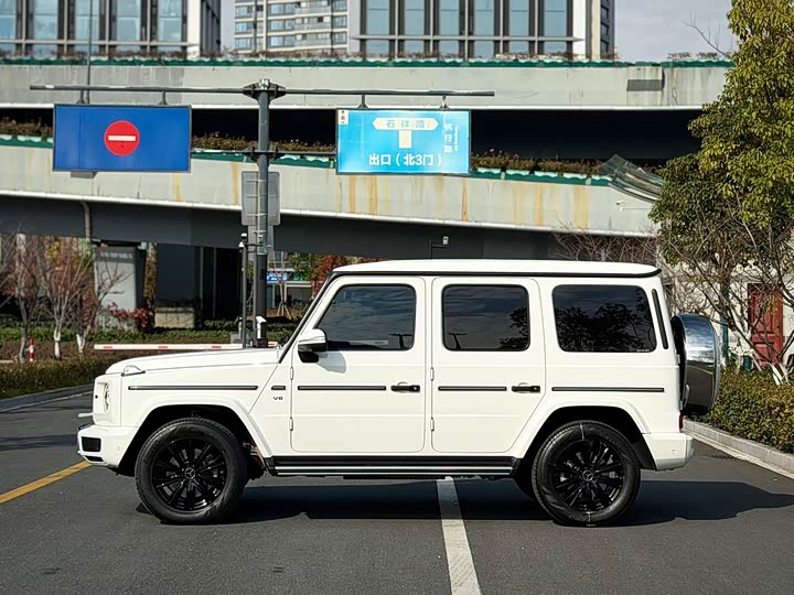 Фото 4 - Mercedes-Benz G-Class