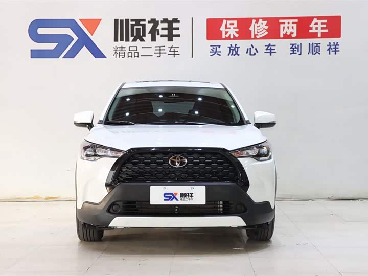 Фото 2 - Toyota Corolla Cross