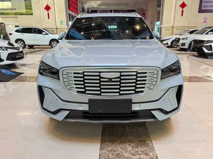 Фото 2 - Geely Monjaro